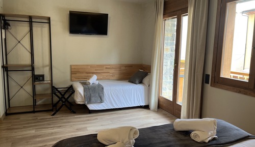 Comfort double with balcony - 1 double bed + 1 single