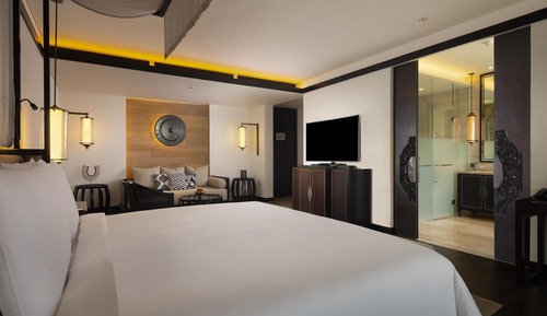 Deluxe Room, 1 Bedroom, Balcony, Garden View (Ocean Court)