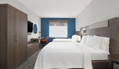 Suite, 2 Queen Beds, Accessible, Bathtub