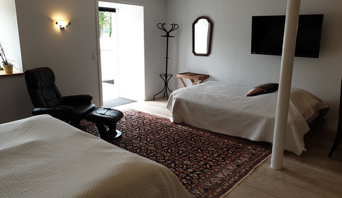 Family Apartment, Multiple Beds, Kitchen, Courtyard View