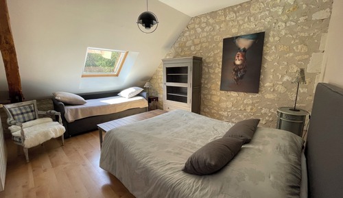 Family Triple Room (Blue)