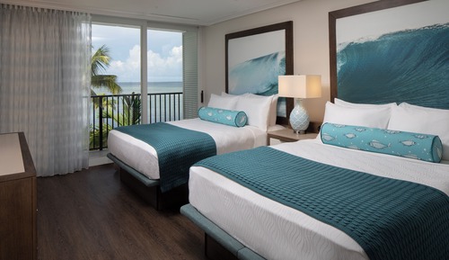 Suite, 1 Bedroom, Partial Ocean View (2 Queens)