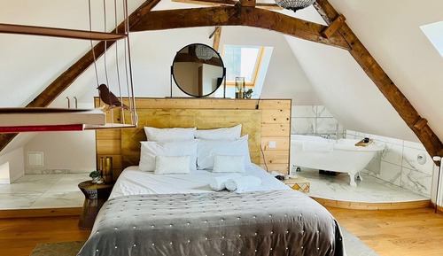 Superior Double Room, Ensuite (Chambre Honorine)