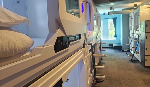 1 Vertical Single Capsule Bed in Shared Dorm (14 Beds), Mixed Dorm