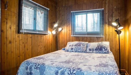 Standard Cottage, Private Bathroom, Lake View (8 Sassafras Cottage #8)