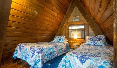 Standard Cottage, Private Bathroom, Lake View (A-Frame Pawpaw Cottage)