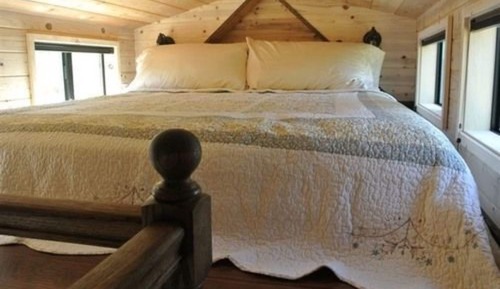 Cabin, Private Bathroom (The Tiny Cabin)