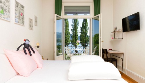 Double Room, 1 Queen Bed, Lake View