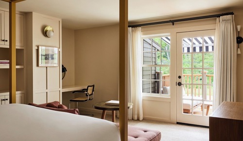 Room (Benton House)