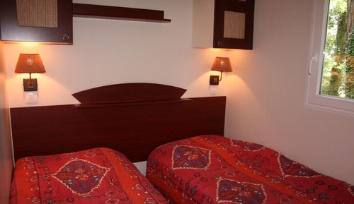 Mobile Home, 2 Bedrooms