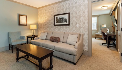 Signature Suite (Bancroft)