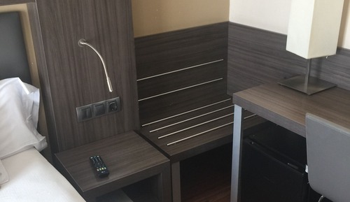 Standard Room (Interior)