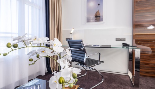 Double Room (First)