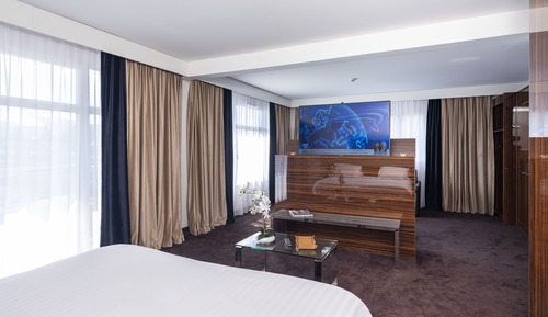Family Suite Privilege