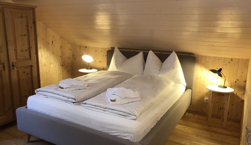 Double Room, Shared Bathroom, Mountain View