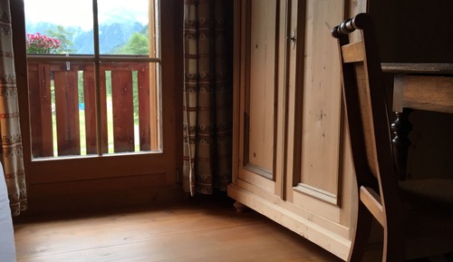 Single Room, Shared Bathroom, Mountain View