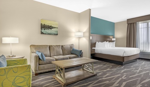 Suite, 1 King Bed, Non Smoking, Jetted Tub