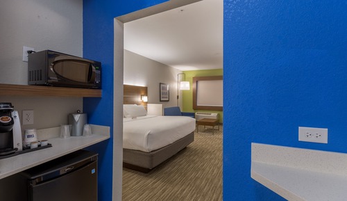 Room, 2 Queen Beds, Accessible, Non Smoking (Accessible Tub)