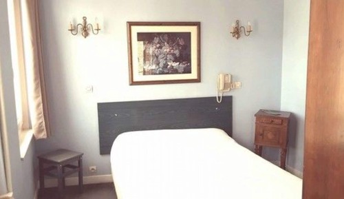 Double Room (Odes et Ballades)