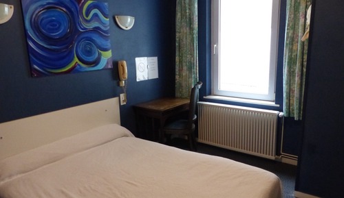 Double Room (L'Homme qui Rit)