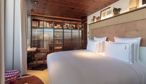 Suite, Terrace, City View