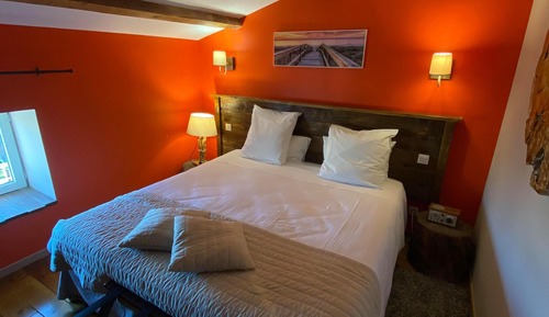 Double Room (Rustique)