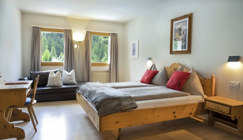 Double Room (Montebello)