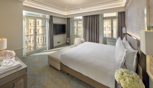 Suite, 2 Bedrooms, Corner
