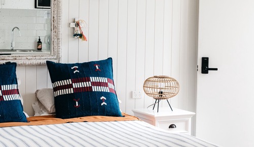 Room 8 - Wye River King Deluxe Studio