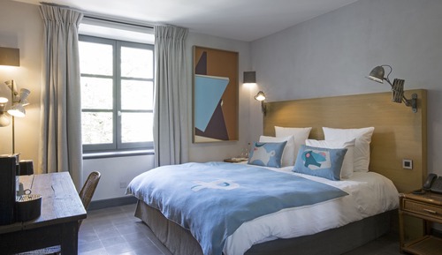 Deluxe room - square view