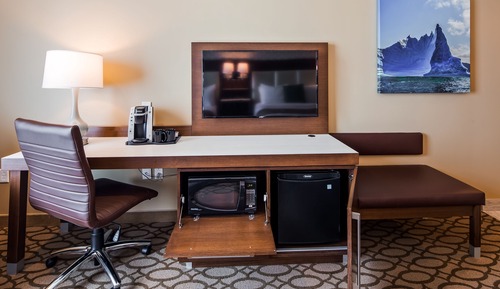 Suite, 1 King Bed, Non Smoking, Fireplace