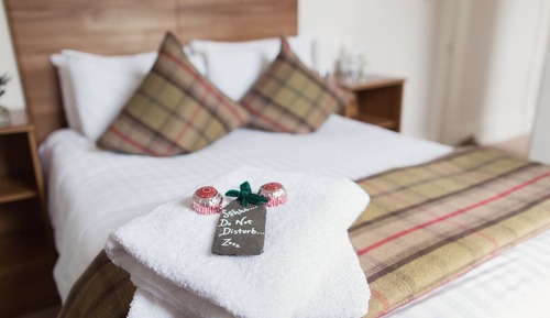 Standard Double Room, Ensuite (Millburn View - Room 4)