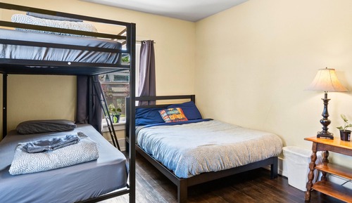 Comfort Quadruple Room, Multiple Beds, Non Smoking, Corner