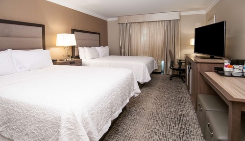 Room, 2 Queen Beds, Refrigerator