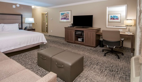 Room, 1 King Bed, Accessible (Hearing)