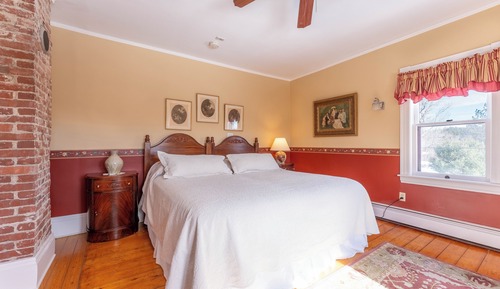 Premium Studio Suite, Garden View