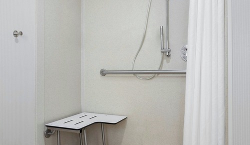 Room, 1 Queen Bed (Mobility/Hearing Access, Transf Shwr)