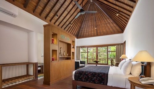 Grand Deluxe Bathtub - With Yoga