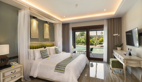 Suite Lagoon Access (1 large bed)