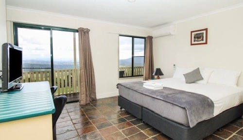 Suite, 2 Bedrooms, Mountain View