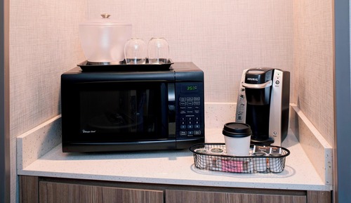 Suite, Multiple Beds, Accessible Bathtub (Transfer Shower)