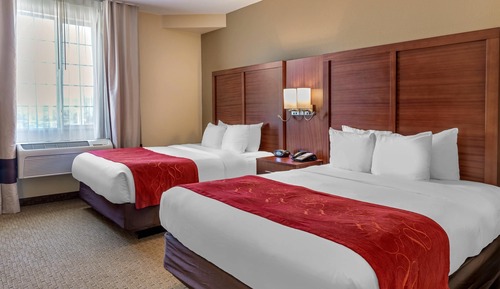 Suite, Multiple Beds, Non Smoking