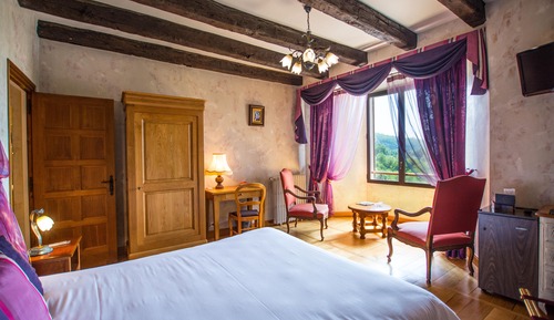 Room, River View (Dordogne Marguerite)