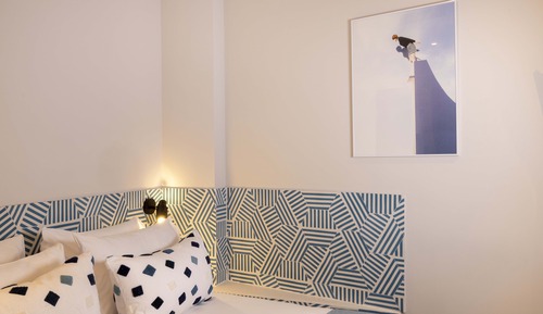 Classic Single Room (Stripe)