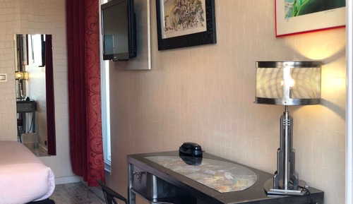 Deluxe Double Room (Atelier)