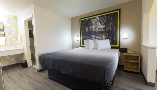 Suite, 2 Queen Beds, Non Smoking (One-Bedroom Suite)