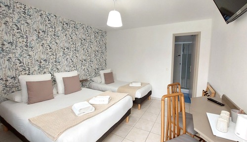 Chambre Triple CONFORT (Double+Single)