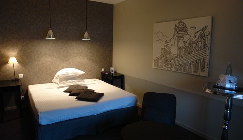 Economy Room
