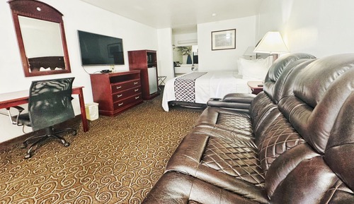 Single Room, Smoking