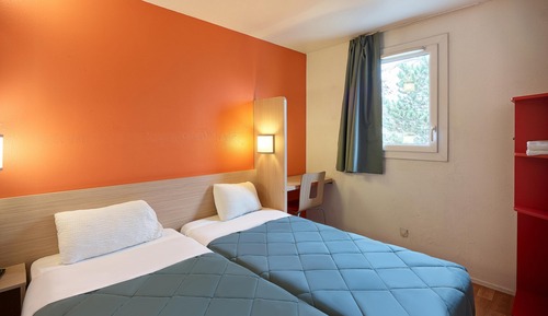 Standard Room, 2 Twin Beds
